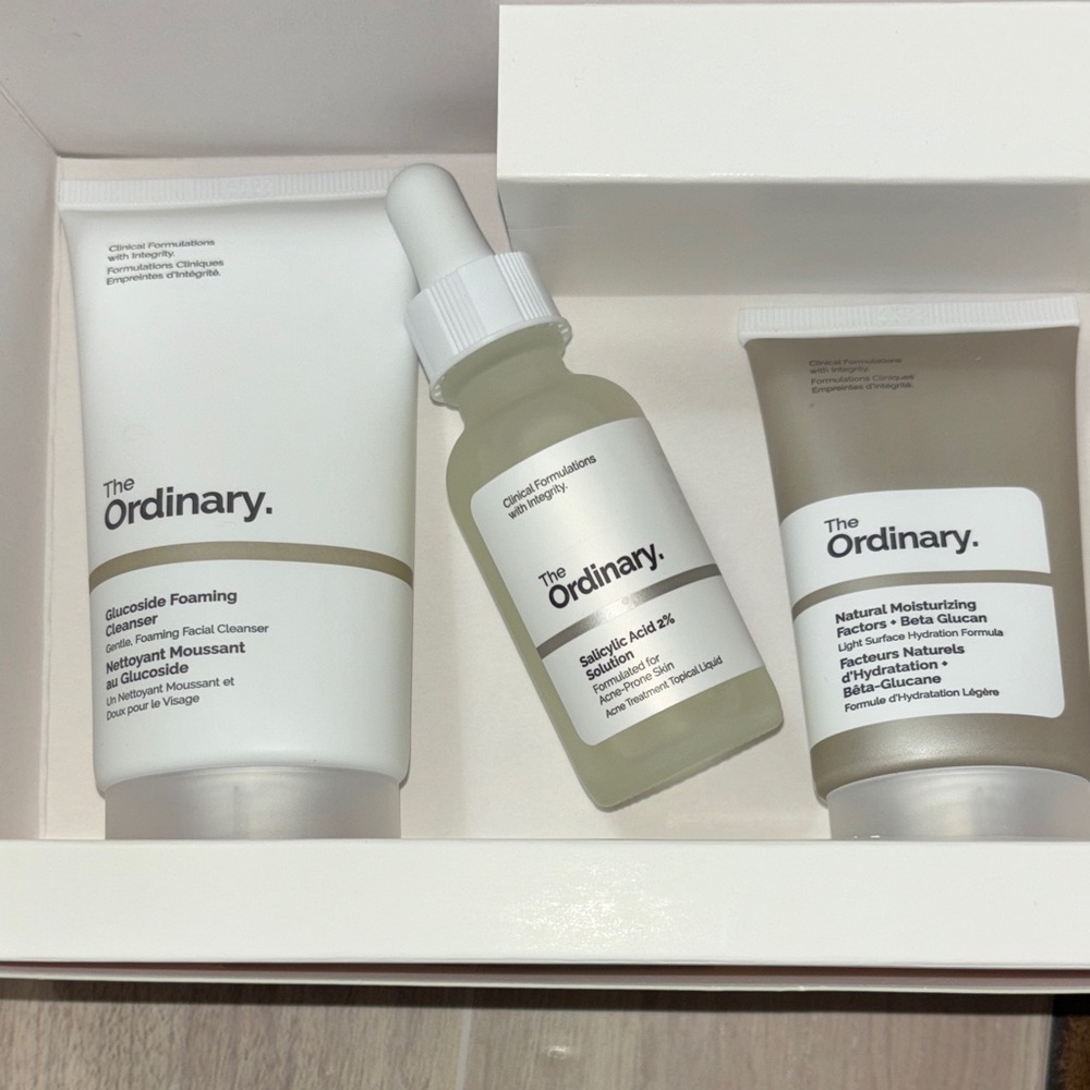 The Ordinary Cleanser & Exfoliant Set - White and Gray